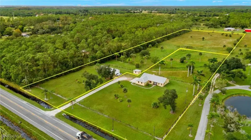 Picture of 19651 State Road 31, North Fort Myers FL 33917