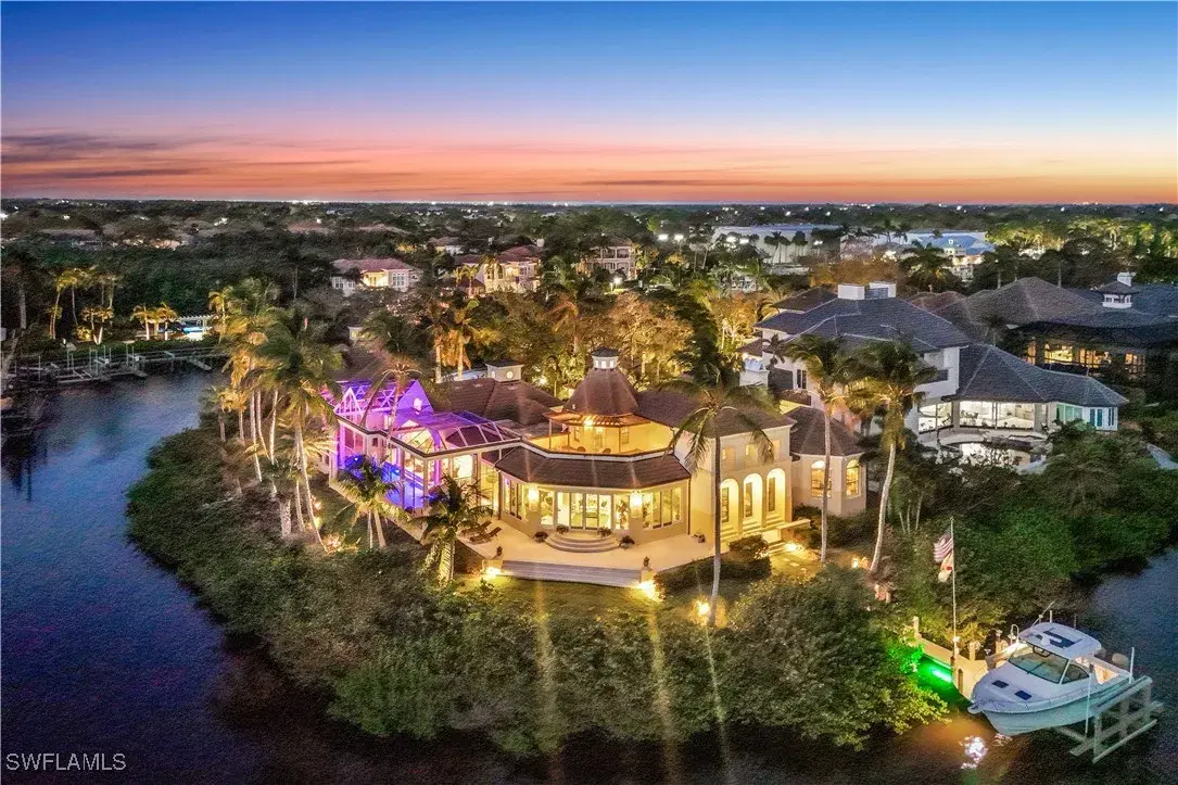 Picture of 27801 Marina Pointe Dr, Bonita Springs, FL 34134