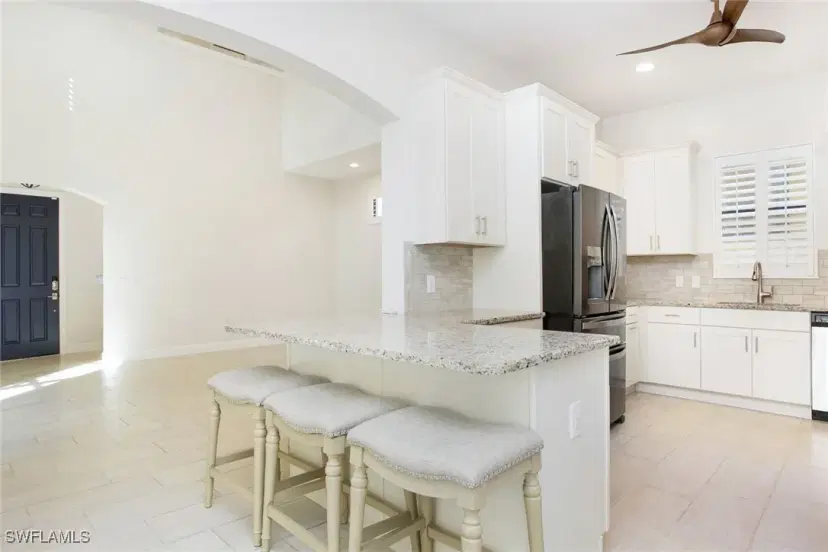 Picture of 1238 Kendari Ter, Naples FL 34113