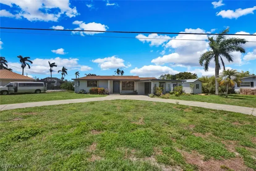 Picture of 289 Coral Dr, Fort Myers FL 33905