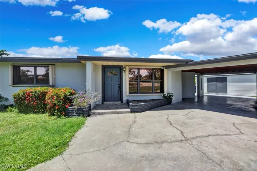 Picture of 289 Coral Dr, Fort Myers FL 33905