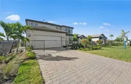 Picture of 11174 Addison Lake Cir N, Fort Myers, FL 33966
