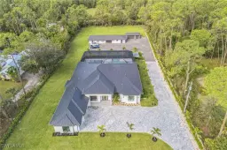 Picture of 1125 Oakes Blvd, Naples, FL 34119