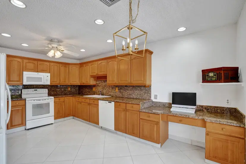 Picture of 1260 NW 20Th Avenue 203, Delray Beach FL 33445