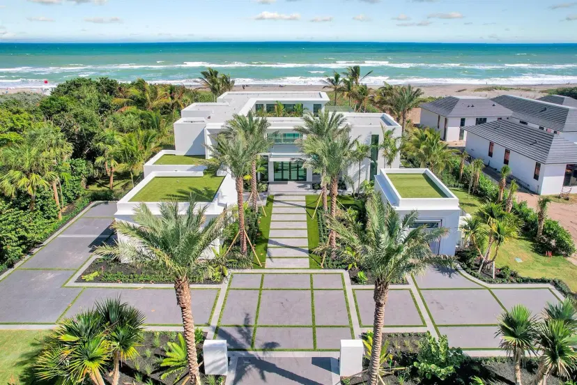 Picture of 5 S Beach Road, Jupiter Island FL 33455