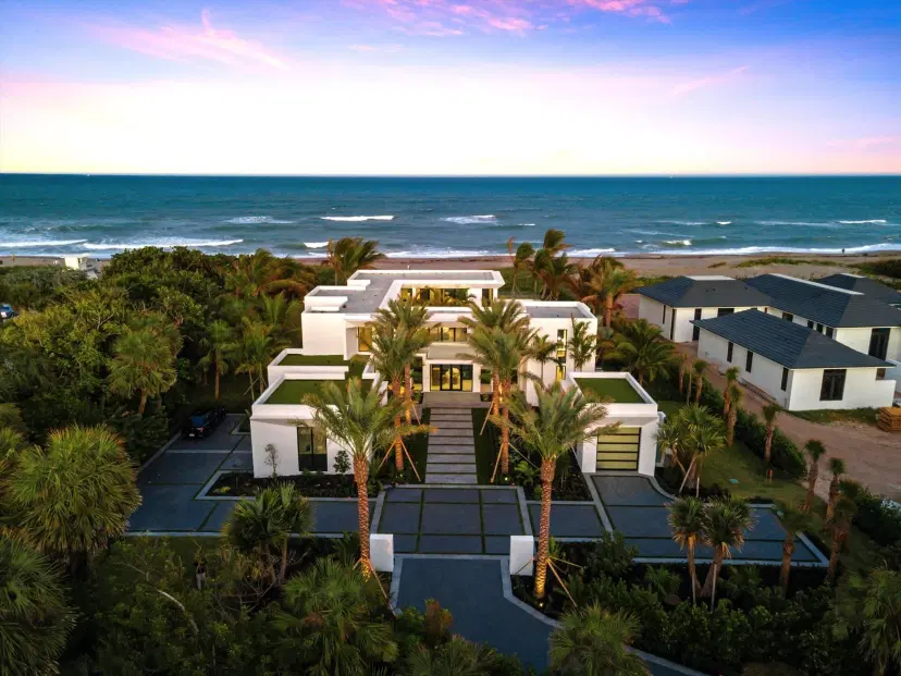 Picture of 5 S Beach Road, Jupiter Island FL 33455