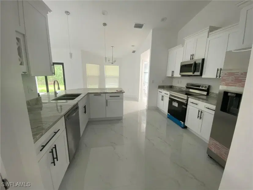 Picture of 3804 10Th St Sw, Lehigh Acres FL 33976