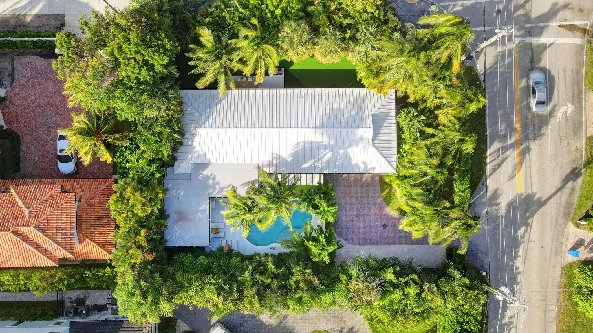Picture of 103 S Atlantic Drive, Lantana, FL 33462