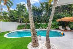 Picture of 103 S Atlantic Drive, Lantana, FL 33462