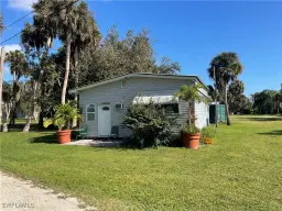 Picture of 1048 Arvin Ln, Moore Haven, FL 33471