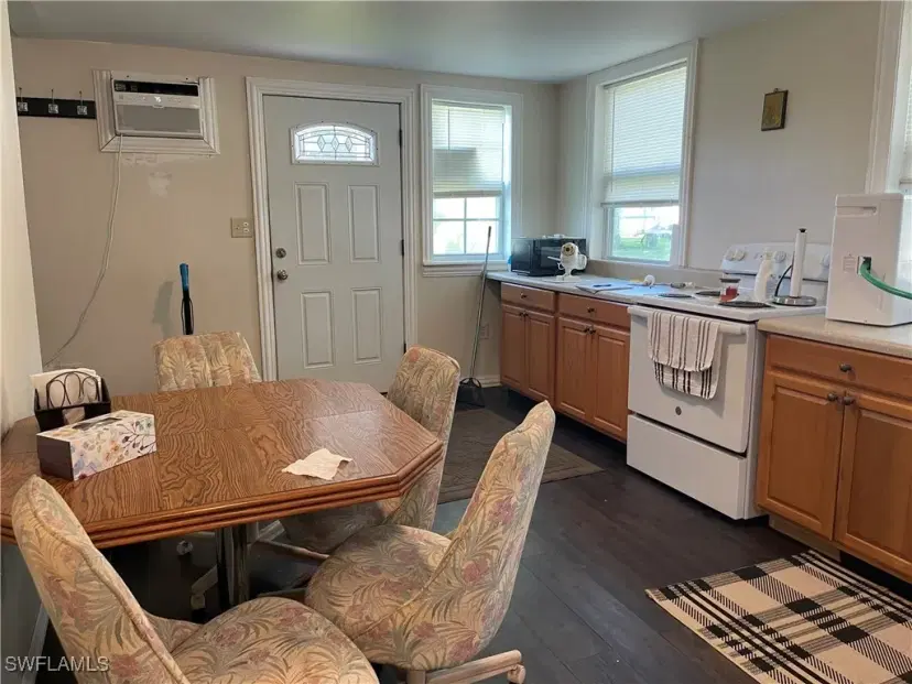 Picture of 1048 Arvin Ln, Moore Haven FL 33471