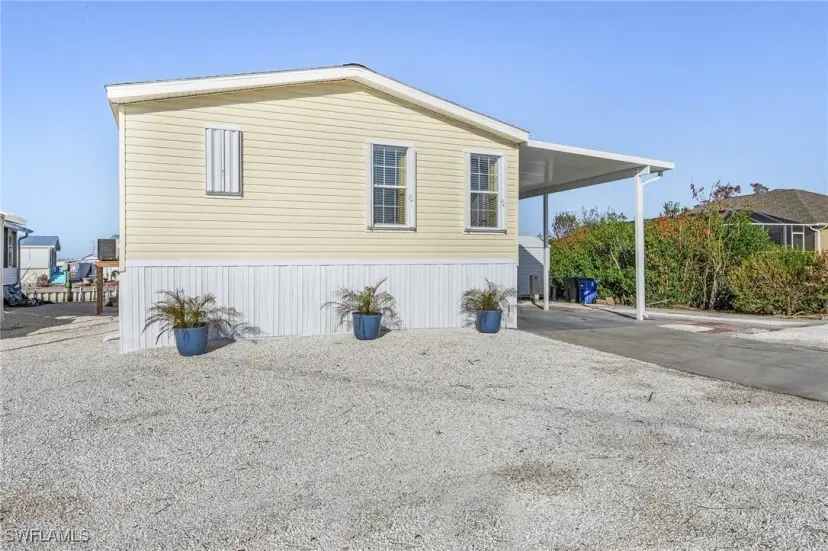 Picture of 3171 York Rd, St. James City FL 33956