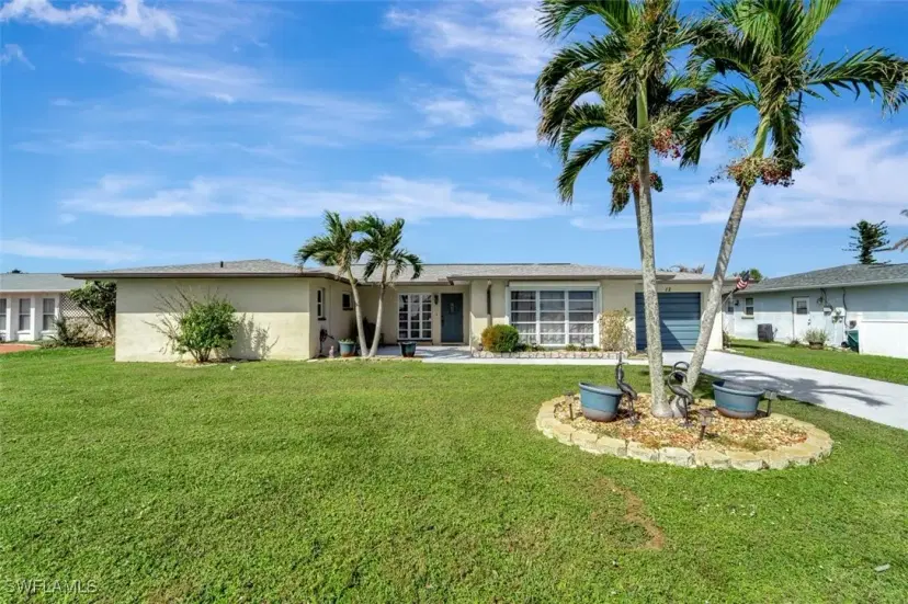 Picture of 12 Golfview Rd, Rotonda West FL 33947