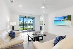 Picture of 14623 Edgewater Cir, Naples, FL 34114