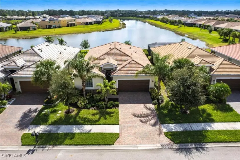 Picture of 16016 Palmetto Prairie Dr, Alva FL 33920