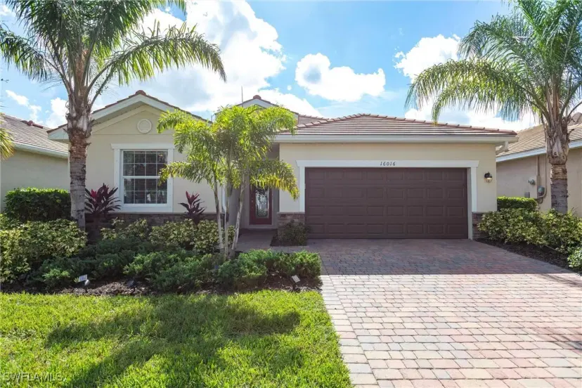 Picture of 16016 Palmetto Prairie Dr, Alva FL 33920