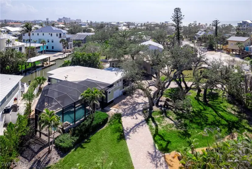 Picture of 131 Falkirk St, Fort Myers Beach FL 33931