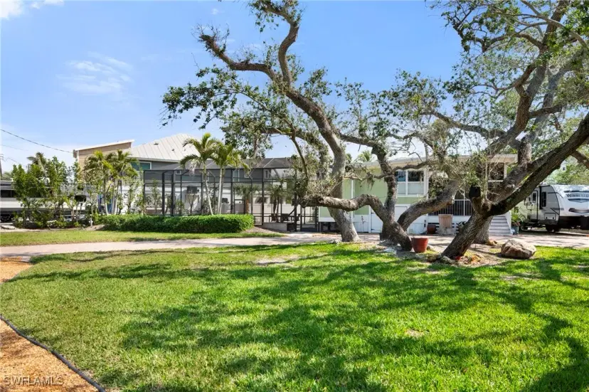 Picture of 131 Falkirk St, Fort Myers Beach FL 33931