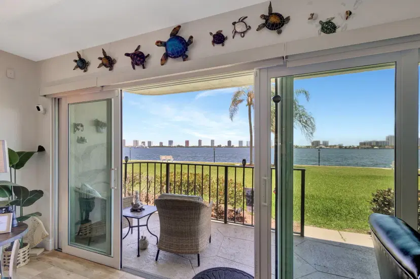 Picture of 801 Lake Shore Drive 104, Lake Park FL 33403