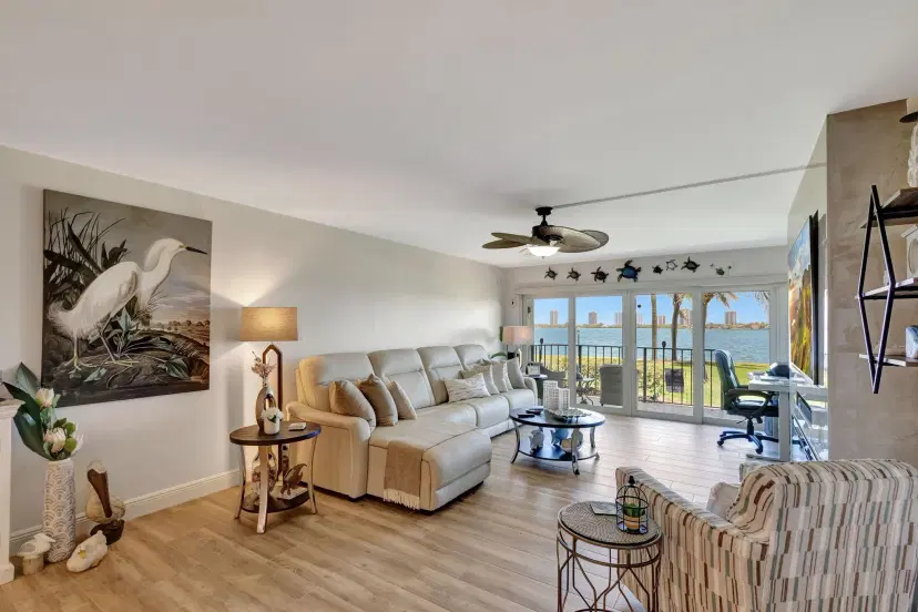 Picture of 801 Lake Shore Drive 104, Lake Park FL 33403