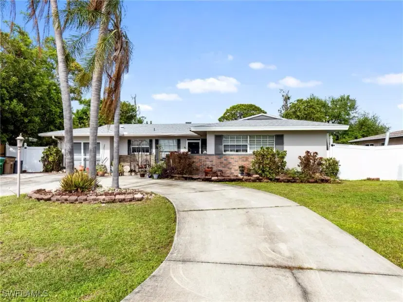 Picture of 1505 SE 43Rd Ter, Cape Coral FL 33904