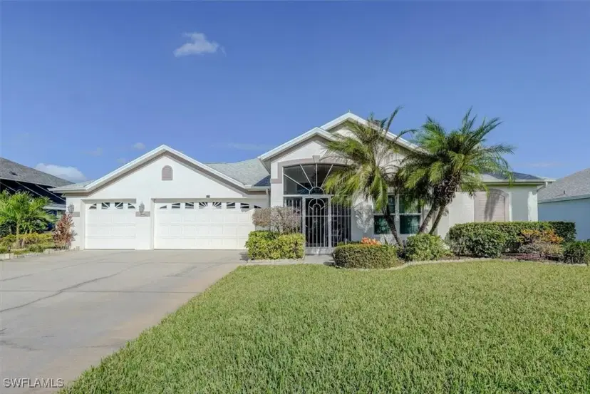 Picture of 18301 Plumbago Ct, Lehigh Acres FL 33972