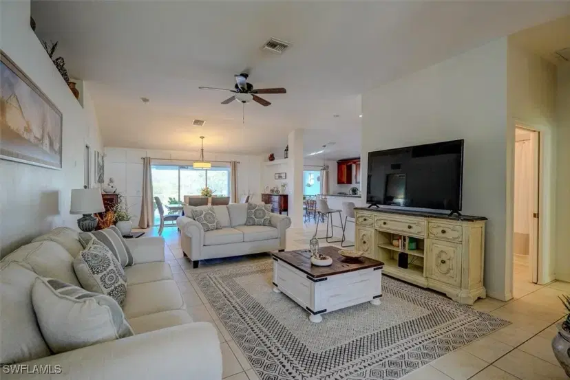 Picture of 18301 Plumbago Ct, Lehigh Acres FL 33972