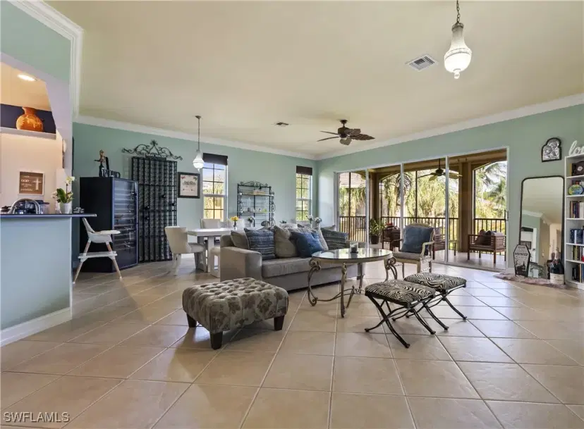 Picture of 5021 Maxwell Cir 3-201, Naples FL 34105