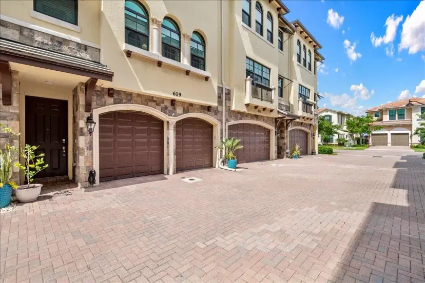 Picture of 619 Windward Cir S, Boynton Beach FL 33435