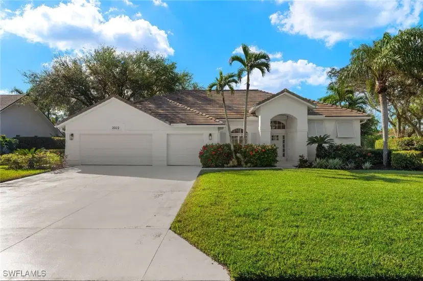 Picture of 2022 Teagarden Ln, Naples FL 34110