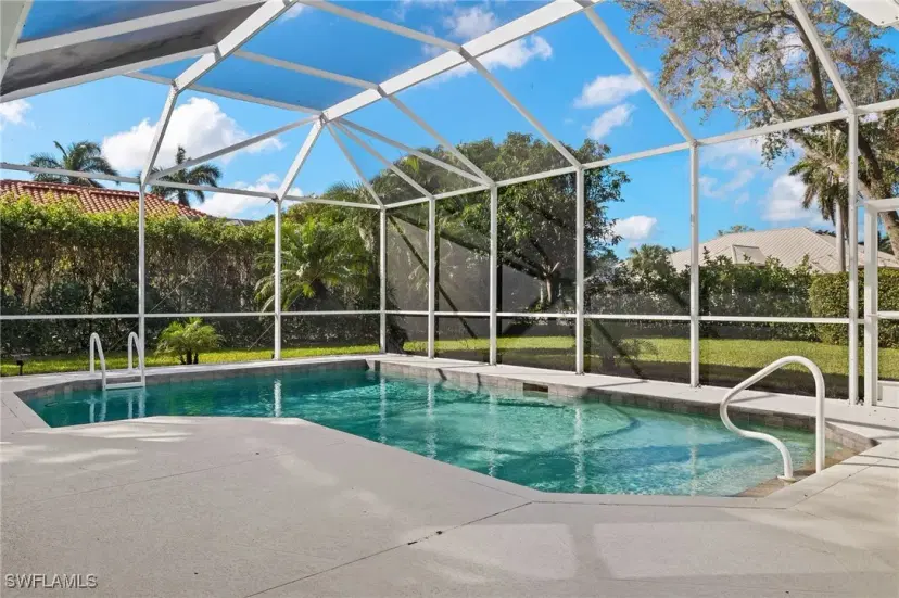 Picture of 2022 Teagarden Ln, Naples FL 34110