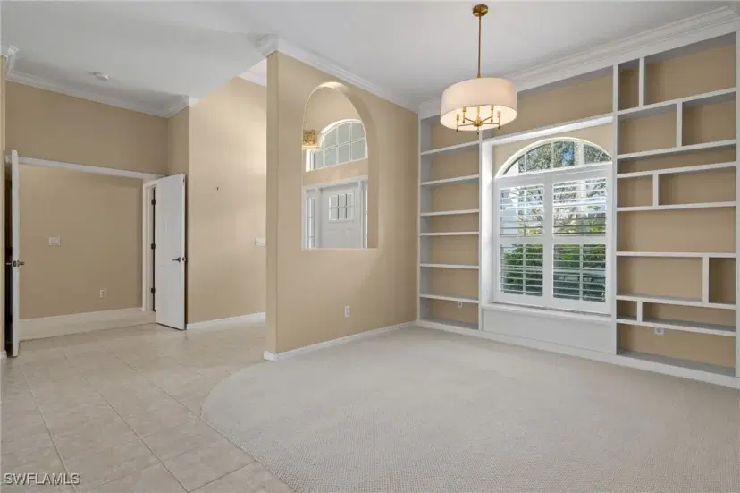Picture of 2022 Teagarden Ln, Naples FL 34110