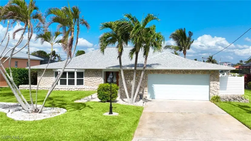 Picture of 1935 SE 36Th Ter, Cape Coral FL 33904