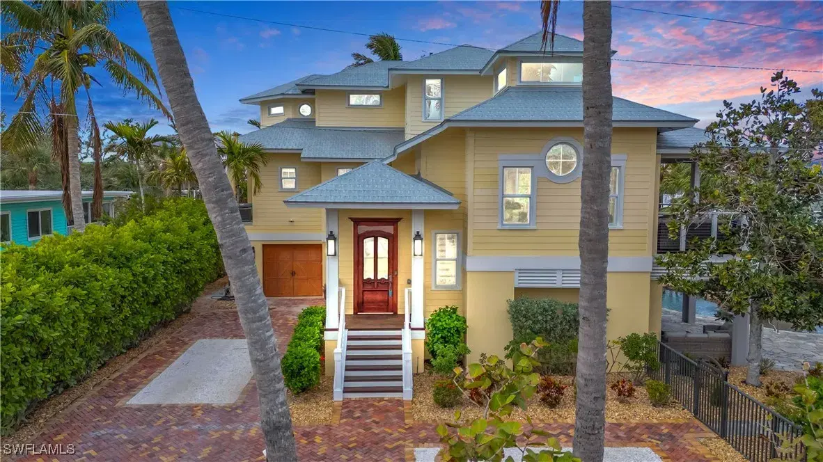 Picture of 290 Dundee Rd, Fort Myers Beach, FL 33931