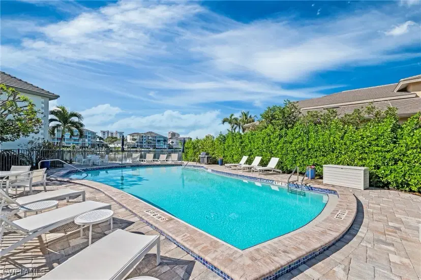 Picture of 4155 Crayton Rd 107, Naples FL 34103