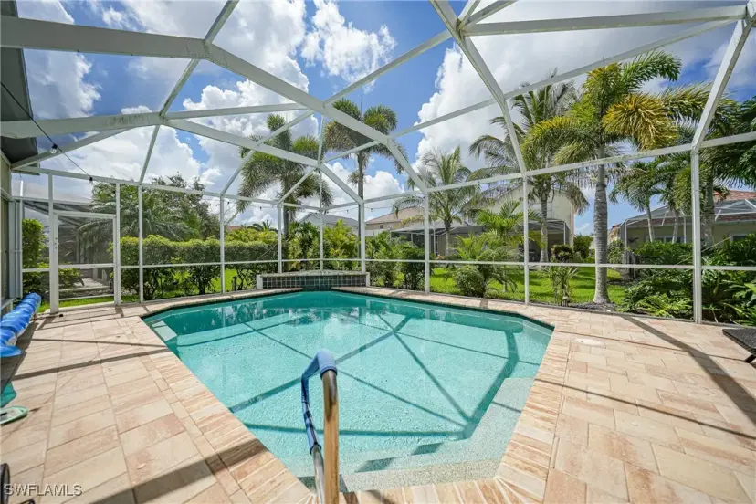 Picture of 2532 Blackburn Cir, Cape Coral FL 33991