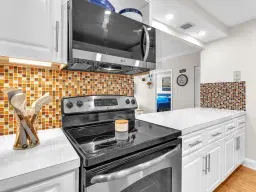 Picture of 11111 Biscayne Blvd 2F (221), Miami, FL 33181