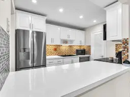 Picture of 11111 Biscayne Blvd 2F (221), Miami, FL 33181