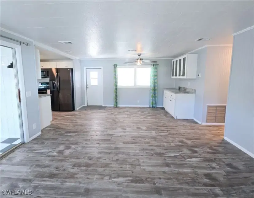 Picture of 130 Enchanting Blvd E-130, Naples FL 34112