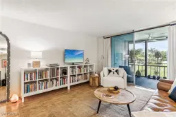 Picture of 5959 Winkler Rd 212, Fort Myers, FL 33919