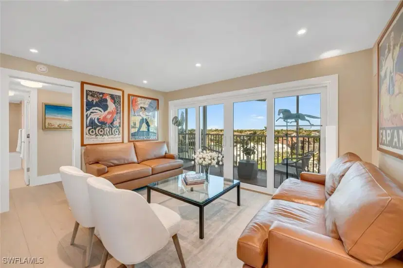 Picture of 300 Park Shore Dr Pha6, Naples FL 34103