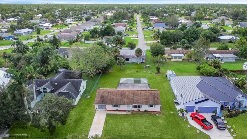 Picture of 464 SW Dolores Avenue, Port St Lucie FL 34983