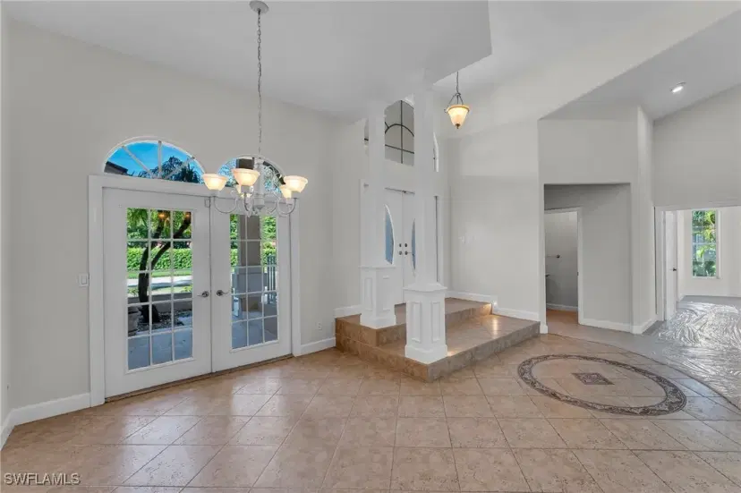 Picture of 11752 Longshore Way W, Naples FL 34119