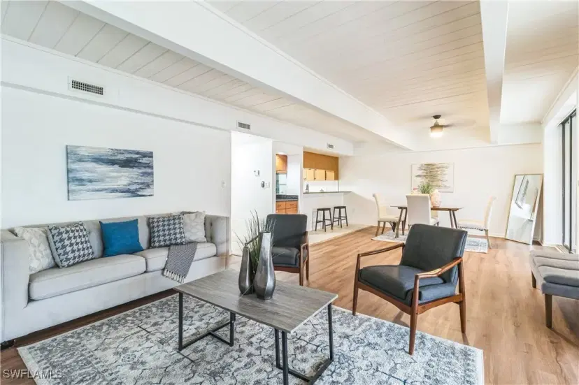 Picture of 16448 Timberlakes Dr 202, Fort Myers FL 33908