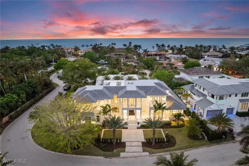 Picture of 12 Sabre Ln, Naples FL 34102