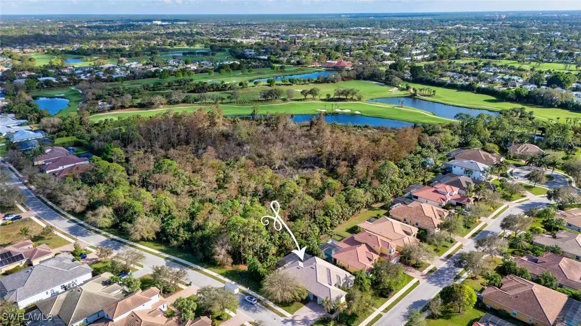 Picture of 400 Cypress Way W, Naples, FL 34110