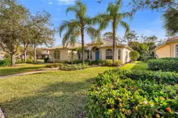 Picture of 400 Cypress Way W, Naples, FL 34110