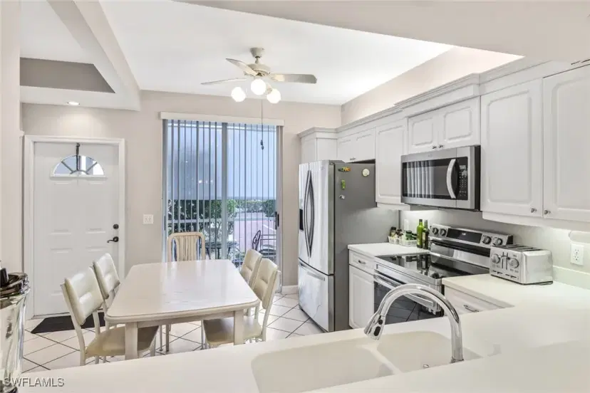 Picture of 2245 Hidden Lake Dr 3403, Naples FL 34112