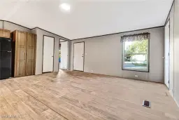 Picture of 4992 Mars St, Fort Myers, FL 33905