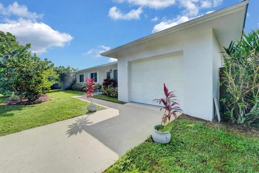 Picture of 524 Lighthouse Drive, North Palm Beach FL 33408